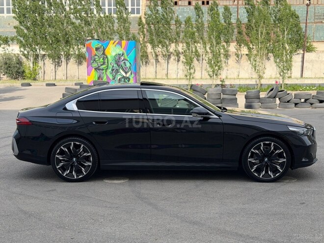 BMW i5-7