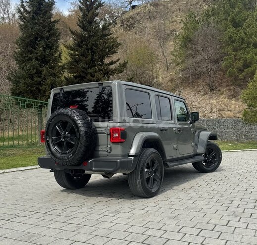 Jeep Wrangler-10