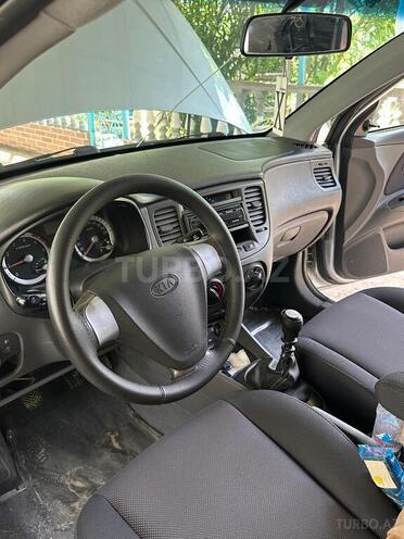 Kia Rio-3