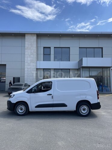 Peugeot Partner-2