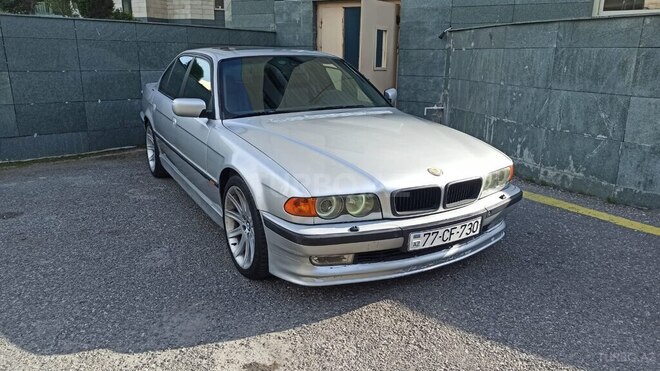 BMW 728-2