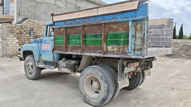 ZIL 130-4