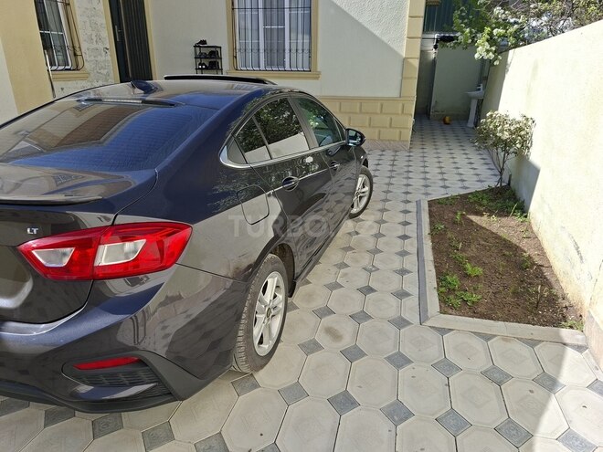 Chevrolet Cruze-3