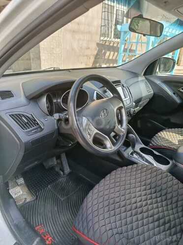 Hyundai ix35-6