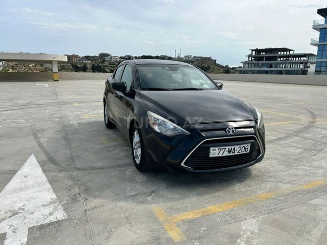 Toyota Yaris iA-1