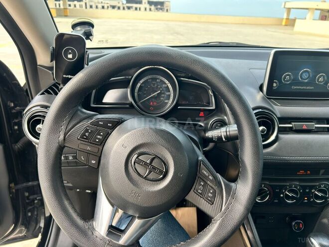 Toyota Yaris iA-11