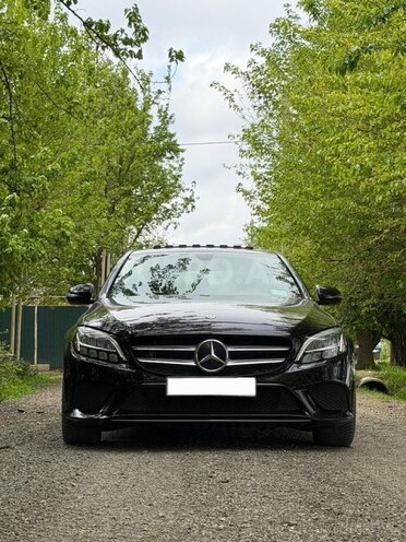 Mercedes C 300-11