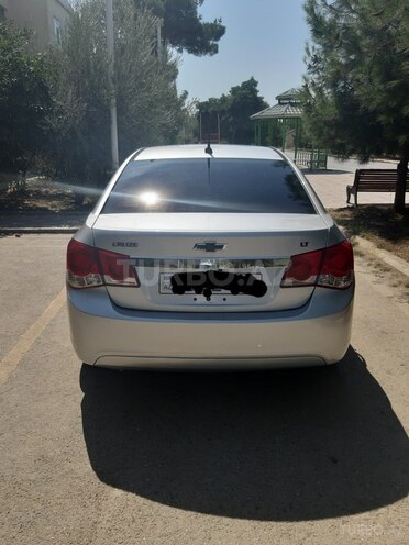 Chevrolet Cruze-5