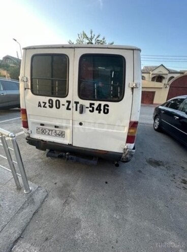 Ford Transit-2