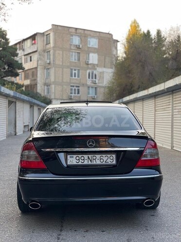 Mercedes E 280-2