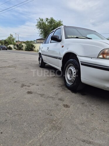 Daewoo Nexia-5