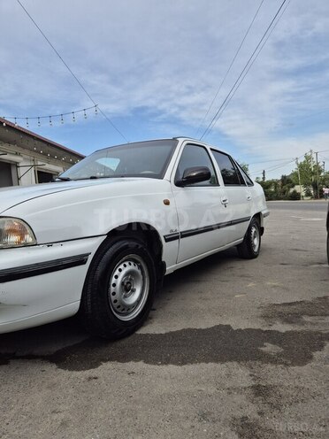 Daewoo Nexia-4