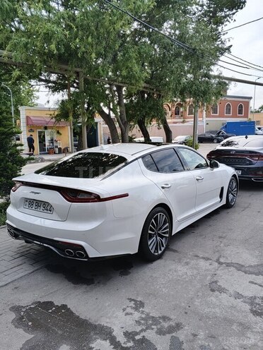 Kia Stinger-15