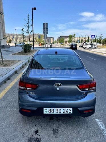 Kia Rio-16