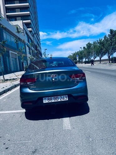 Kia Rio-7