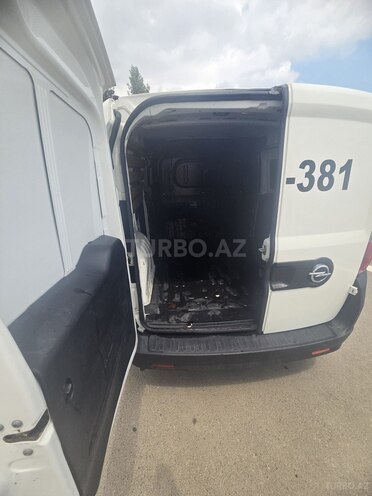 Opel Combo-6