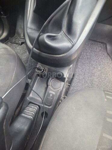 Opel Combo-11
