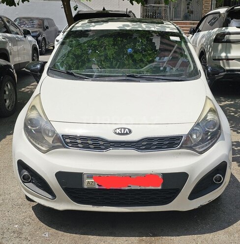 Kia Rio-1