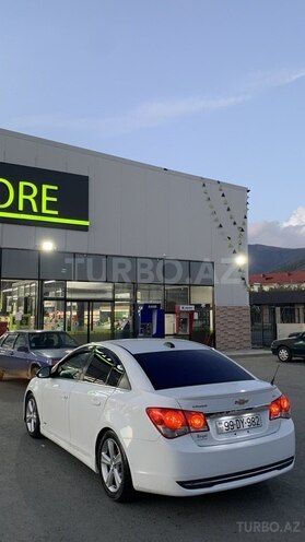 Chevrolet Cruze-5