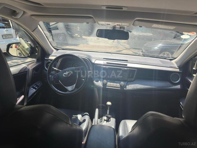 Toyota RAV4-3