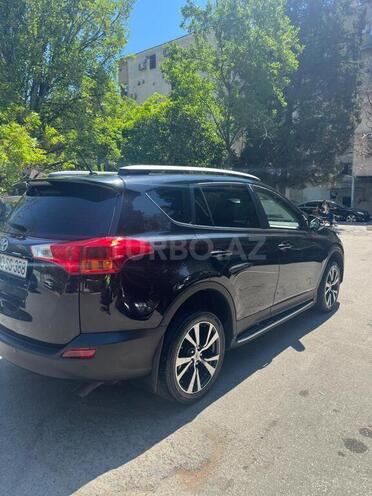Toyota RAV4-4