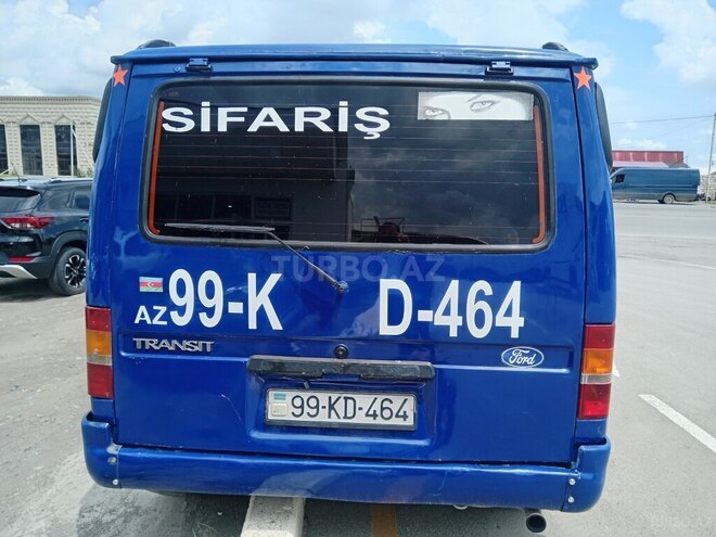 Ford Transit-3
