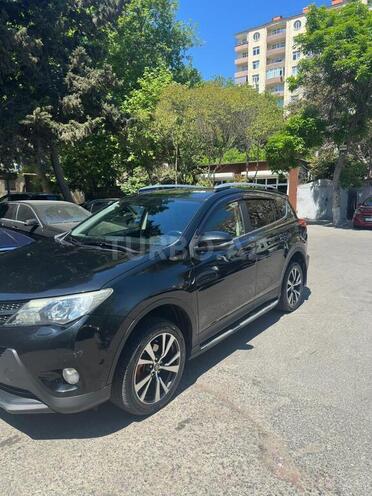 Toyota RAV4-7