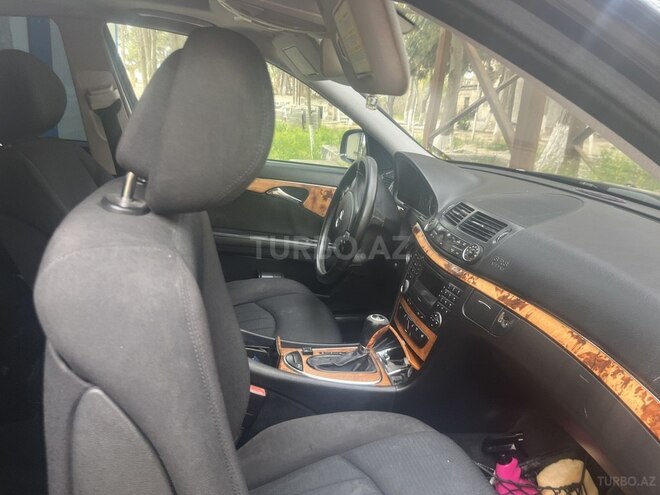 Mercedes E 200-7