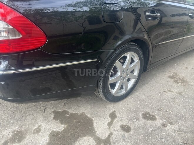 Mercedes E 200-5