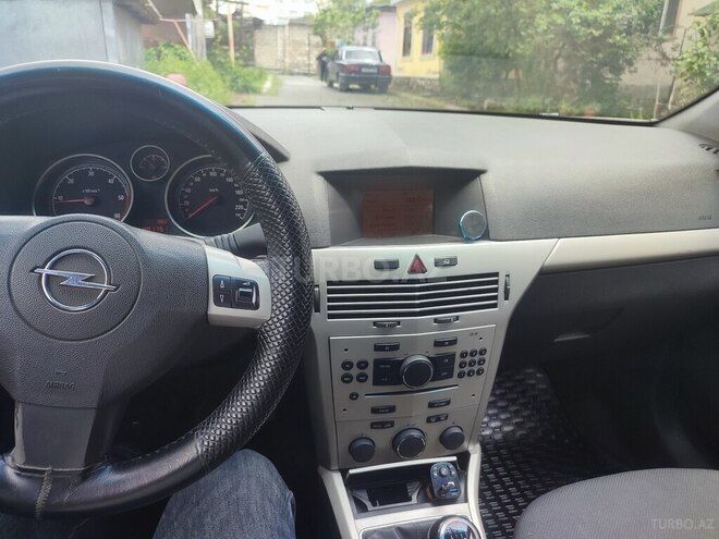 Opel Astra-8