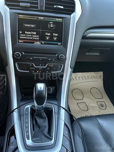 Ford Mondeo-10