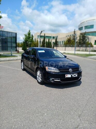 Volkswagen Jetta-5