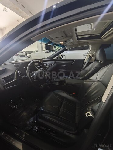 Lexus ES 250-6