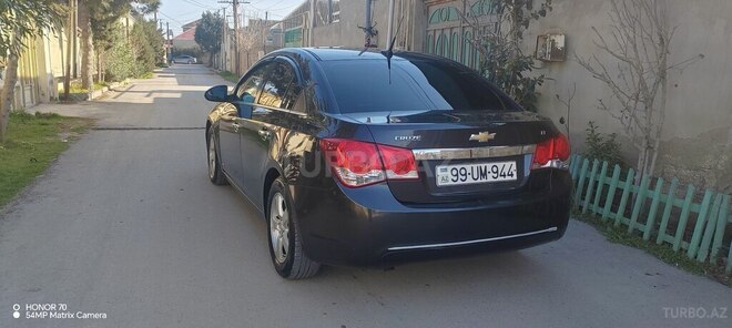 Chevrolet Cruze-8