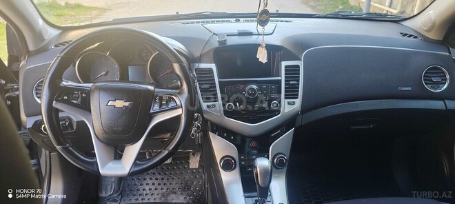 Chevrolet Cruze-5