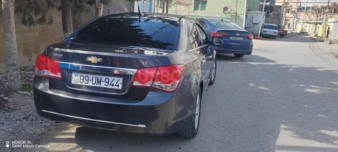 Chevrolet Cruze-10