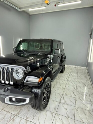 Jeep Wrangler-3