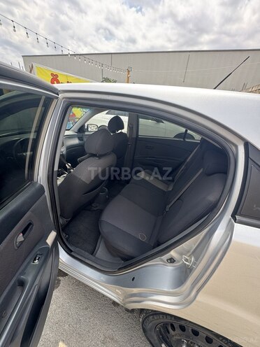 Kia Rio-6