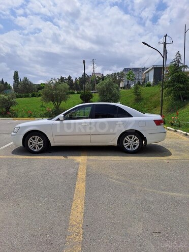 Hyundai Sonata-5