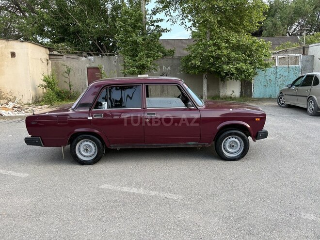 LADA (VAZ) 2107-2