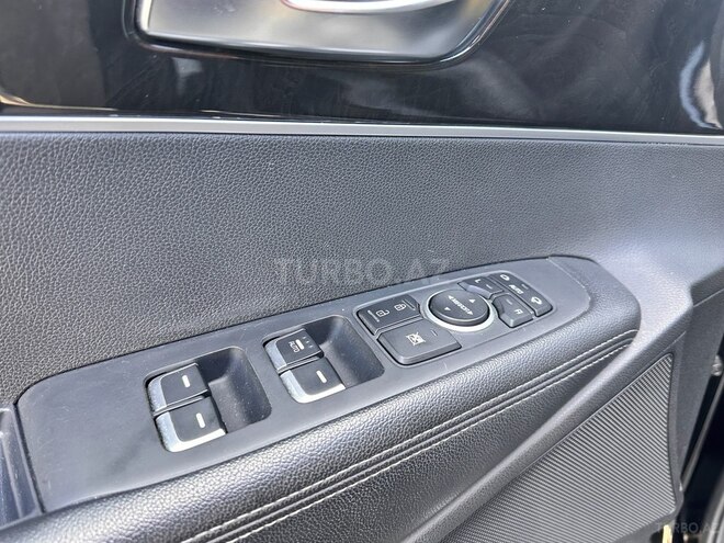 Kia Sorento-13