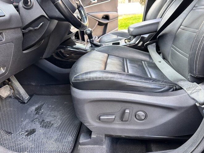 Kia Sorento-14