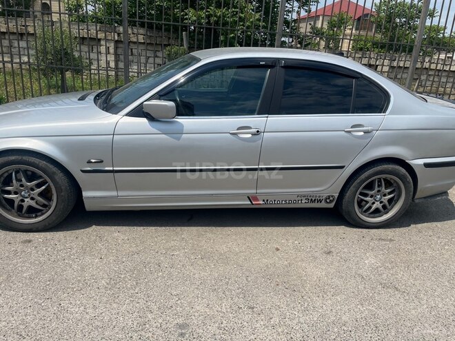 BMW 325-4