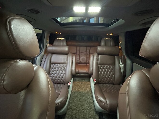 Kia Carnival-15