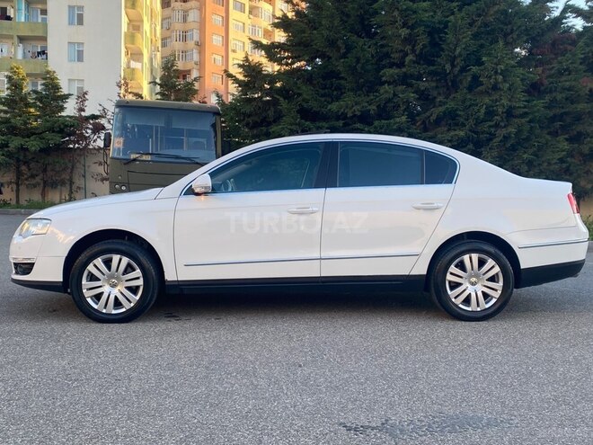 Volkswagen Passat-5
