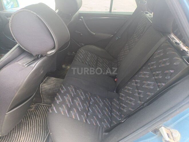 Mercedes C 200-8