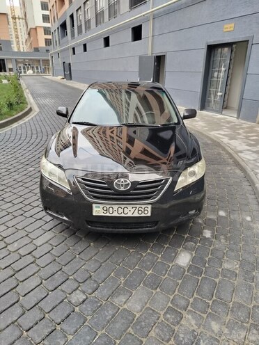 Toyota Camry-1