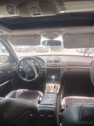 Mercedes E 220-3