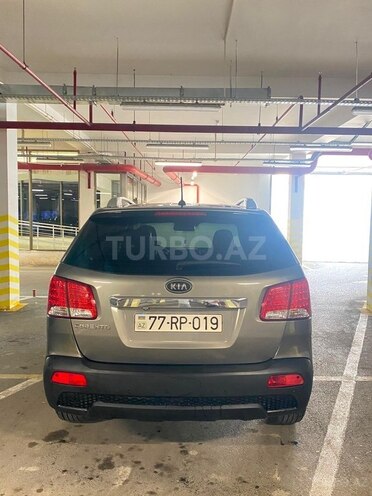 Kia Sorento-2