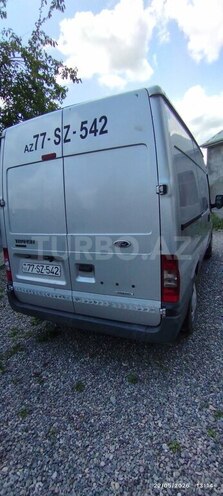 Ford Transit-5